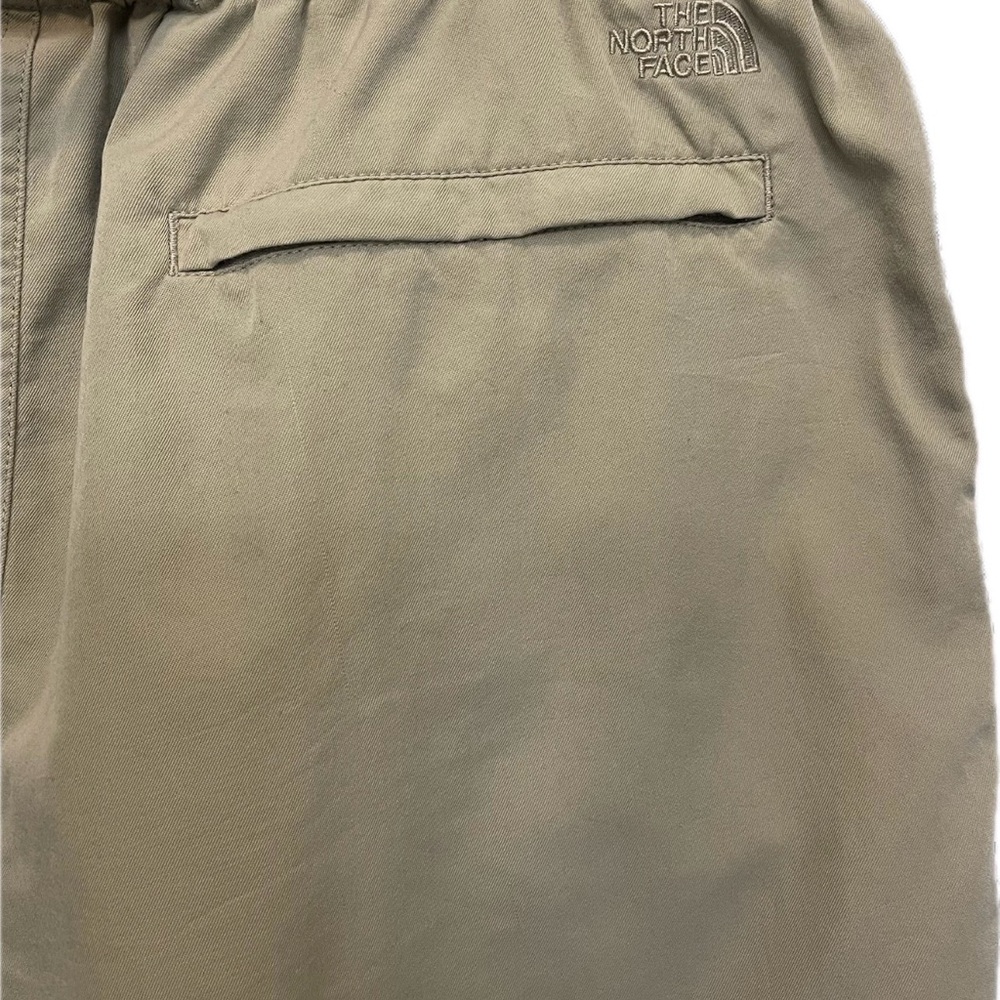 The North Face Shorts Mens Large Beige Cargo 100% Nylon - Picture 3 of 4